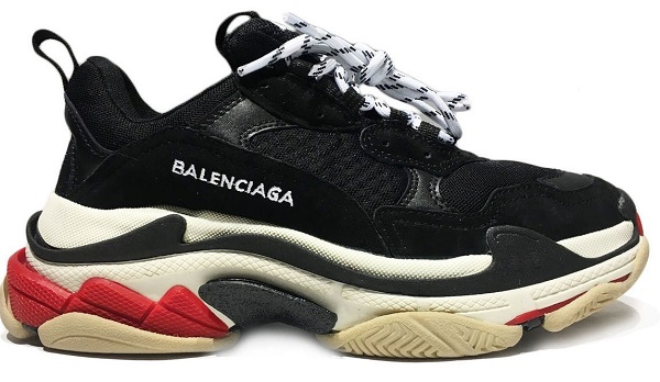 BALENCIAGA